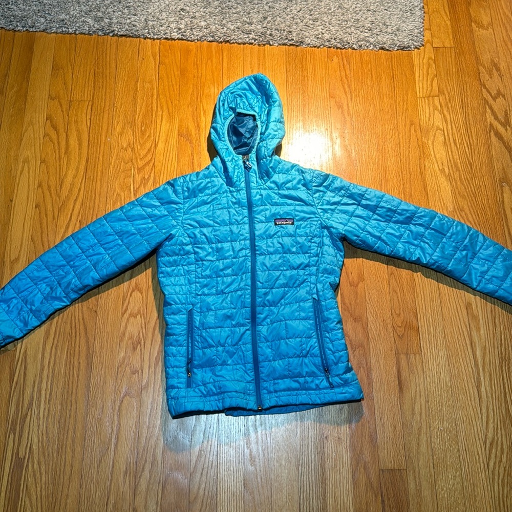 Patagonia Women’s Nano Puff Hoody Jacket
